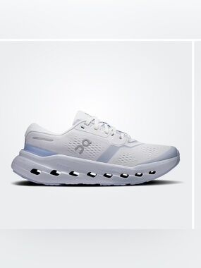 On Running Cloud Runner 3 in color Heather/Marsh